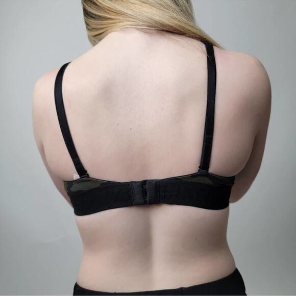 Victoria’s Secret Camo Wear Everywhere Push Up Tee Shirt Bra - Picture 5 of 6